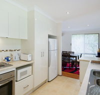 Cara Nobbys Beach 11 Wesley Avenue - Go Out
