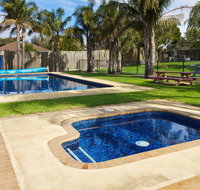 Carrum Downs Holiday Park and Carrum Downs Motel - Pubs and Clubs