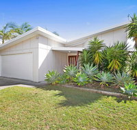 Casuarina Escape - Pubs and Clubs