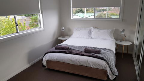 Cedar Cottages Blackmans Bay - Pubs and Clubs 2