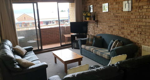 Central Park Apartment 8 - Pubs and Clubs 1