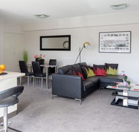 Central Park Boutique Apartment - Pubs and Clubs