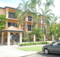 Central Plaza Apartments - Go Out