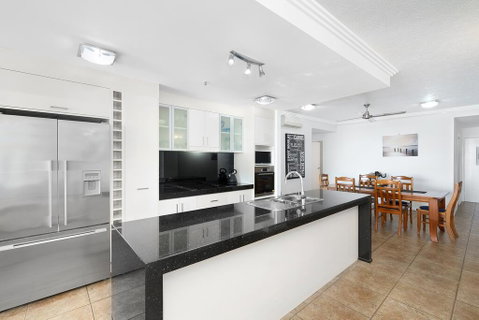 Centrepoint Apartments - Pubs and Clubs 2
