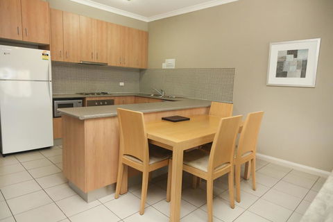Centrepoint Apartments Griffith - Pubs and Clubs 2