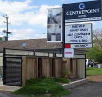 Centrepoint Motel - Pubs and Clubs