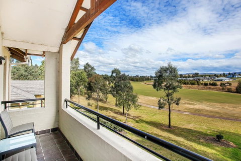 Chateau Shiraz - Pubs and Clubs 0