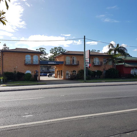 Chelsea Motor Inn - Pubs and Clubs 3