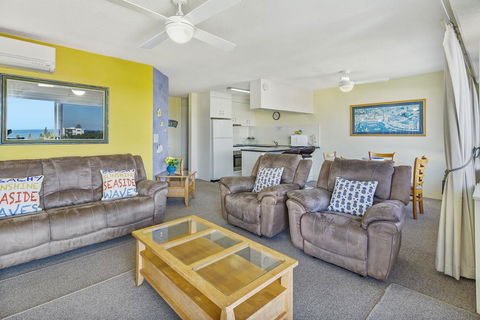 Cheltenham Apartments - Pubs and Clubs 1