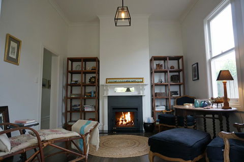 Chevignon - Pubs and Clubs 2