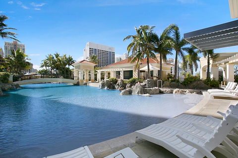 Chevron Renaissance By GCHS - Pubs and Clubs 1