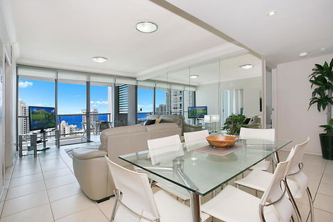 Chevron Renaissance By GCHS - Pubs and Clubs 3