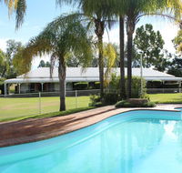 Chinchilla Great Western Motor Inn - Pubs and Clubs