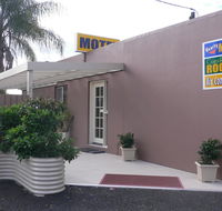 Chinchilla Motel - Pubs and Clubs