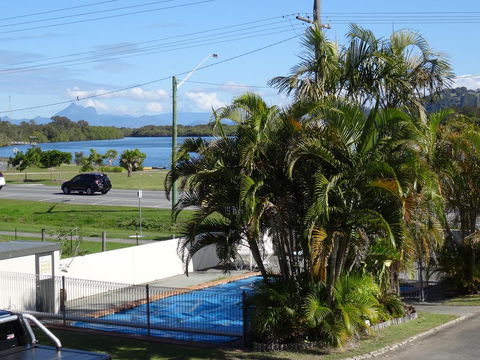 Chinderah Motel - Pubs and Clubs 1