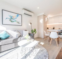 Chloe Serviced Apartment 2 Bedroom - Pubs and Clubs