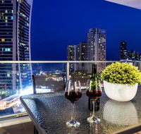 Circle on Cavil Holidays Gold Coast - Pubs and Clubs