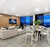 Circle On Cavill Subpenthouse - Pubs and Clubs