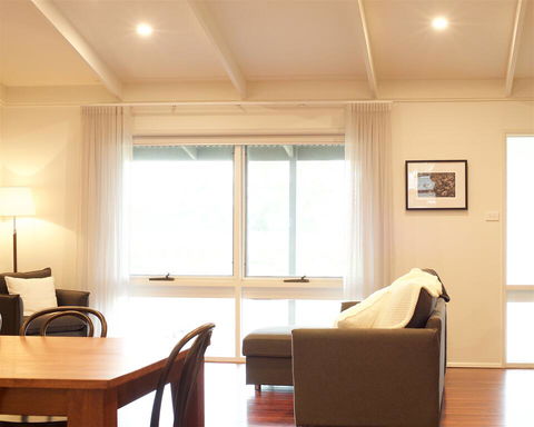Cirillo Guest House - Pubs and Clubs 3