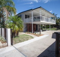 City Beach Holiday House - Pubs and Clubs