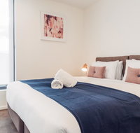 City Edge Box Hill Apartment Hotel - Pubs and Clubs