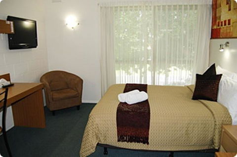 City Gardens Motel - Go Out 1