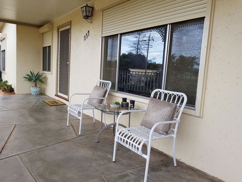 City Holiday Home Mildura - Pubs and Clubs 2