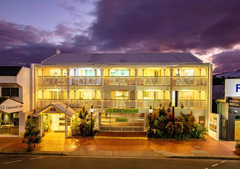 City Terraces Cairns - Pubs and Clubs 1