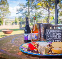 Claremont Cottage - Pubs and Clubs