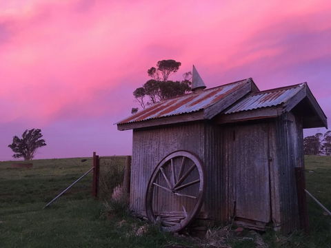 Claremont Farmhouse - Pubs and Clubs 1