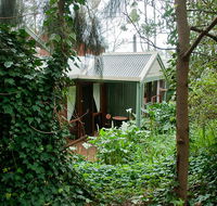 Clarendon Chalets - Pubs and Clubs