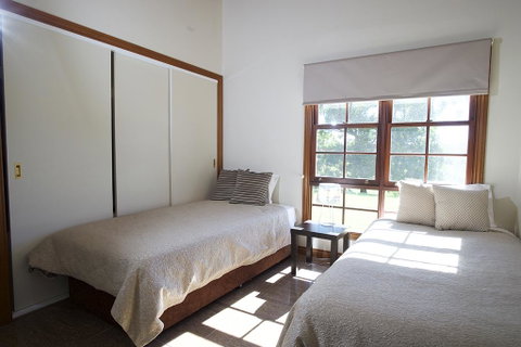 Clarendon Forest Retreat - Pubs and Clubs 2