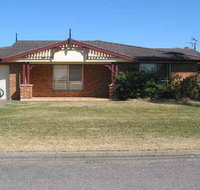Close to Tea Gardens Waterfront - Pubs and Clubs