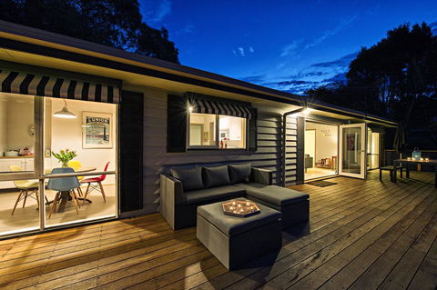 Cloud Nine - Arthurs Seat - Pubs and Clubs 0