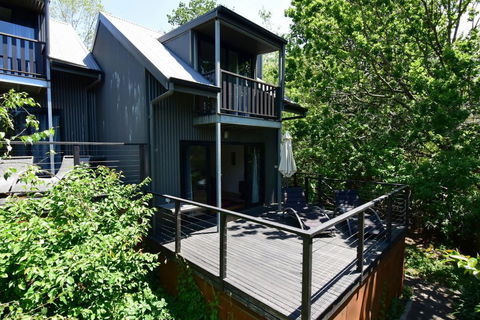 Cloudsong Chalet 4 - Close To The Village Centre! - Pubs and Clubs 1