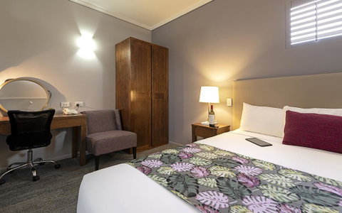 Coachmans Inn Warwick - Go Out 3