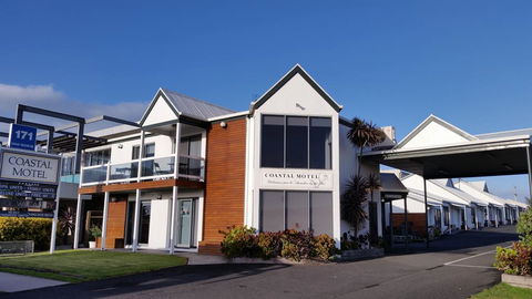 Coastal Motel - Pubs and Clubs 0