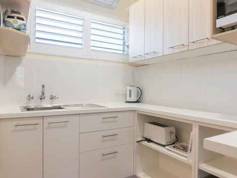 Coasters 23 - Pubs and Clubs 1