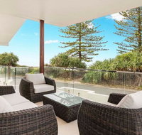 Coco de Mer Beach Villa - Pubs and Clubs