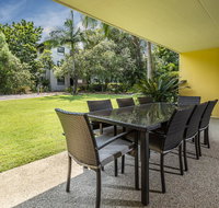 Coloured Sands - Pubs and Clubs