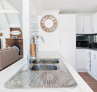 Combined Kingsley Beach House - Go Out