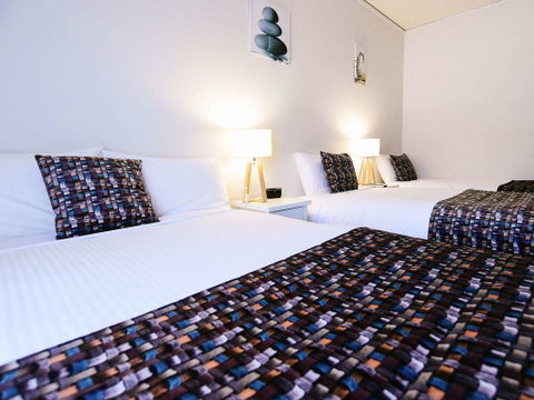 Comfort Inn Benalla - Go Out 2