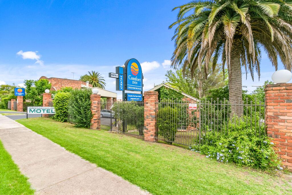 Macleod VIC Go Out