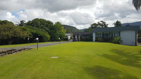 Comfort Inn Premier - Pubs and Clubs 1