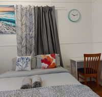 Comfortable Guest Room closes to Emerald CBD - Go Out