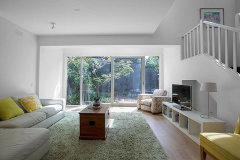 Comfy Holiday House With Pool@Rosanna - Pubs and Clubs 1