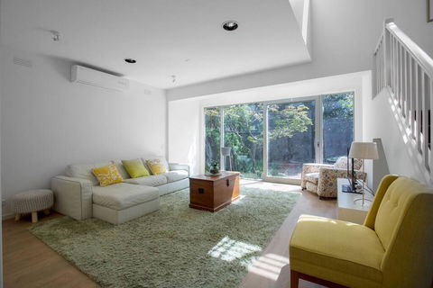 Comfy Holiday House With Pool@Rosanna - Pubs and Clubs 0