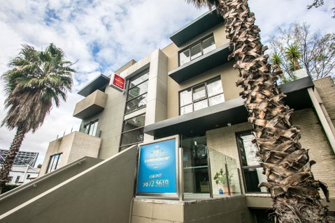 Comfy Kew Apartments - Go Out 1