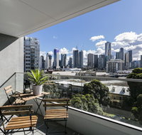 Complete Host Domain Apartments - Go Out