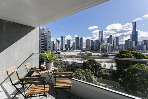 Complete Host Domain Apartments - Go Out 0
